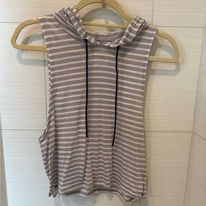 EUC Zyia size medium cropped sleeveless hoodie.